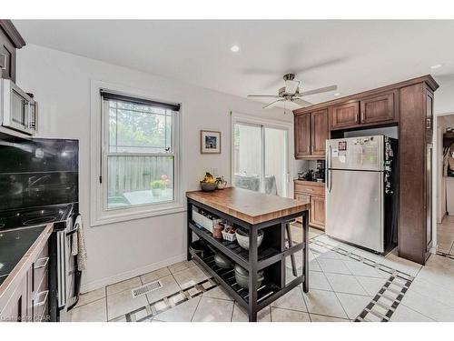 31 Bagot Street, Guelph, ON - Indoor Photo Showing Kitchen