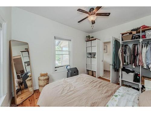 31 Bagot Street, Guelph, ON - Indoor Photo Showing Bedroom