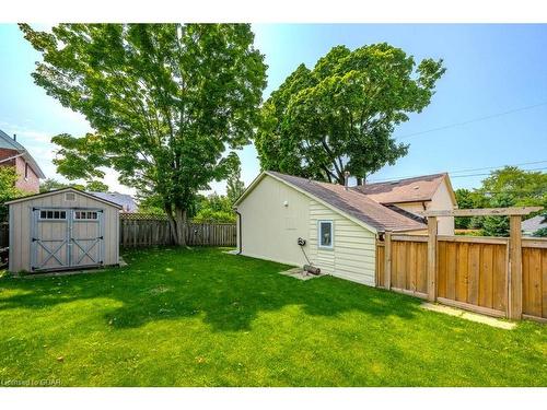 31 Bagot Street, Guelph, ON - Outdoor With Backyard