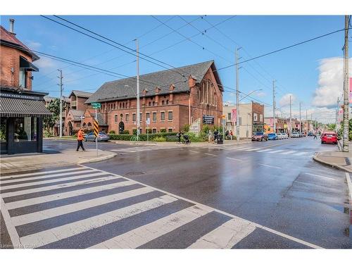 402-69 Herkimer Street, Hamilton, ON - Outdoor