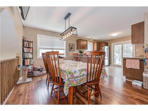 20 Harcourt Place, Fergus, ON - Indoor Photo Showing Dining Room