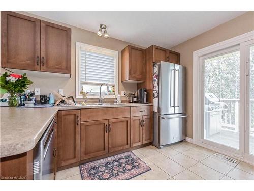 20 Harcourt Place, Fergus, ON - Indoor Photo Showing Kitchen With Double Sink