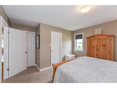 20 Harcourt Place, Fergus, ON - Indoor Photo Showing Bedroom