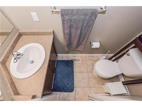 20 Harcourt Place, Fergus, ON - Indoor Photo Showing Bathroom