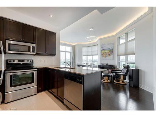 1112-20 Bloorview Place, Toronto, ON - Indoor Photo Showing Kitchen With Stainless Steel Kitchen