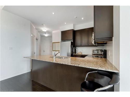 1112-20 Bloorview Place, Toronto, ON - Indoor Photo Showing Kitchen With Upgraded Kitchen