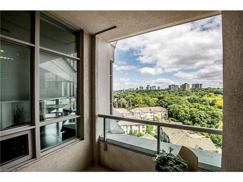 1112-20 Bloorview Place, Toronto, ON -  With Balcony With Exterior