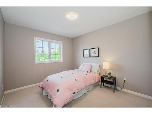 79 Severn Drive, Guelph, ON - Indoor Photo Showing Bedroom