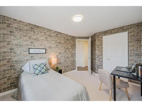 79 Severn Drive, Guelph, ON - Indoor Photo Showing Bedroom