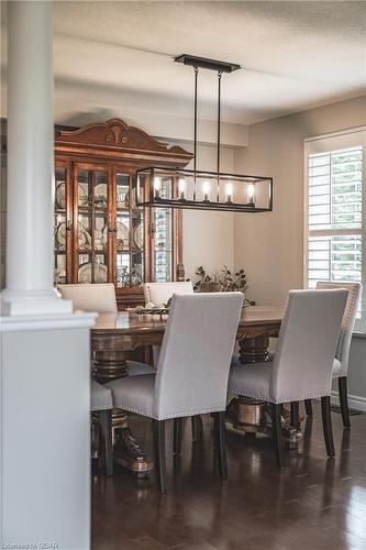 46 Cross Creek Boulevard, Guelph, ON - Indoor Photo Showing Dining Room