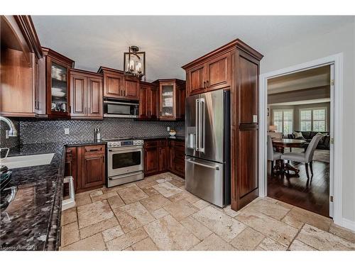 46 Cross Creek Boulevard, Guelph, ON - Indoor Photo Showing Kitchen