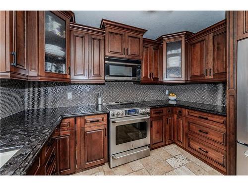 46 Cross Creek Boulevard, Guelph, ON - Indoor Photo Showing Kitchen