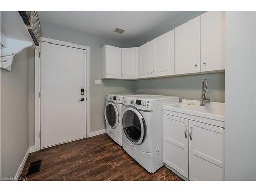 46 Cross Creek Boulevard, Guelph, ON - Indoor Photo Showing Laundry Room