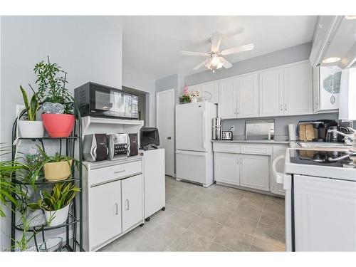 39 Nichol St W, Elora, ON - Indoor Photo Showing Kitchen