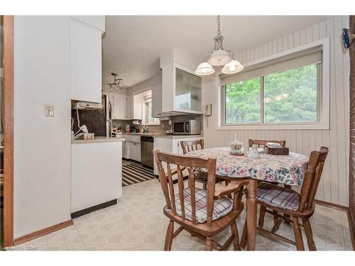 575 Hill Street E, Fergus, ON - Indoor Photo Showing Dining Room