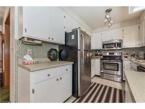 575 Hill Street E, Fergus, ON - Indoor Photo Showing Kitchen