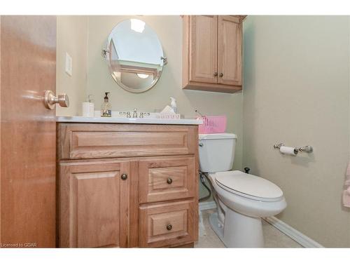 575 Hill Street E, Fergus, ON - Indoor Photo Showing Bathroom