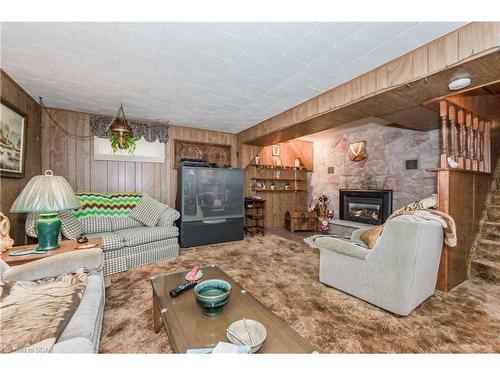 575 Hill Street E, Fergus, ON - Indoor Photo Showing Living Room With Fireplace