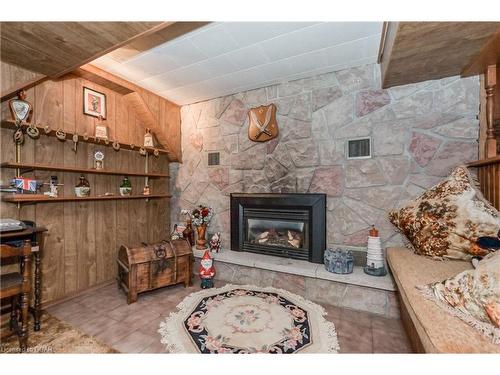 575 Hill Street E, Fergus, ON - Indoor Photo Showing Living Room With Fireplace