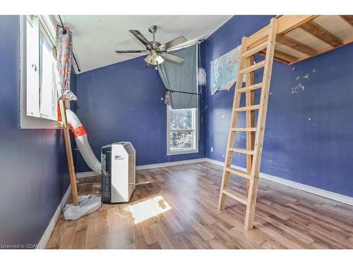 449 Geddes Street, Elora, ON - Indoor Photo Showing Other Room