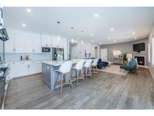 373373 6Th Line, Amaranth, ON - Indoor Photo Showing Kitchen With Upgraded Kitchen