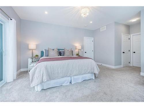 373373 6Th Line, Amaranth, ON - Indoor Photo Showing Bedroom