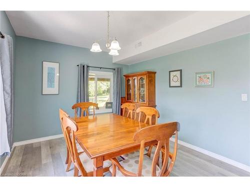 8709 Wellington Rd 16 Road, Wellington North, ON - Indoor Photo Showing Dining Room