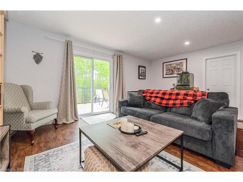 78 Gibbons Drive, Fergus, ON - Indoor Photo Showing Living Room