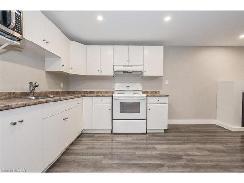 78 Gibbons Drive, Fergus, ON - Indoor Photo Showing Kitchen