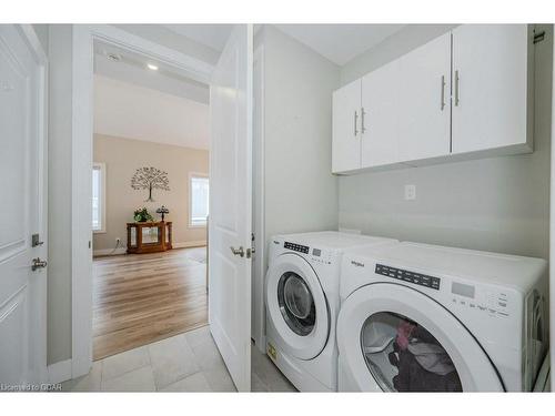 18-744 Nelson Street W, Port Dover, ON - Indoor Photo Showing Laundry Room