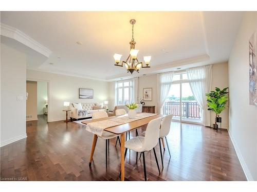 406-65 Bayberry Drive, Guelph, ON - Indoor Photo Showing Dining Room