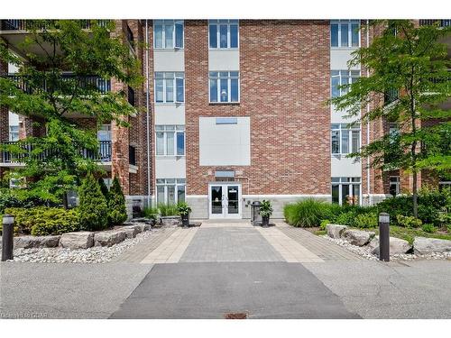 406-65 Bayberry Drive, Guelph, ON - Outdoor With Facade