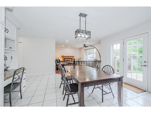 38 Weir Drive, Guelph, ON - Indoor Photo Showing Dining Room