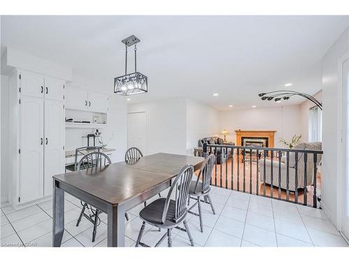 38 Weir Drive, Guelph, ON - Indoor Photo Showing Dining Room