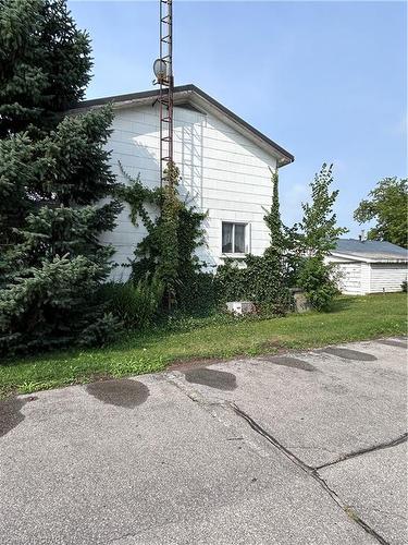 393 Woodlawn Road W, Guelph, ON - Outdoor