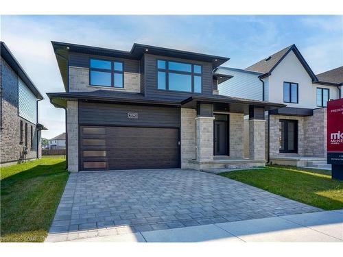 2583 Buroak Drive, London, ON - Outdoor With Facade