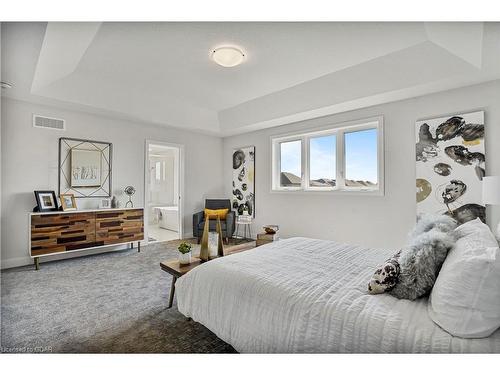 2583 Buroak Drive, London, ON - Indoor Photo Showing Bedroom