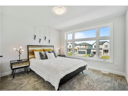 2583 Buroak Drive, London, ON - Indoor Photo Showing Bedroom