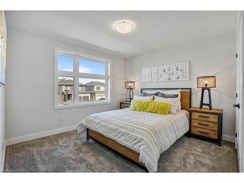 2583 Buroak Drive, London, ON - Indoor Photo Showing Bedroom