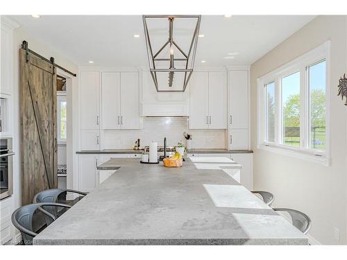 7177 Ariss Valley Road, Guelph/Eramosa, ON - Indoor Photo Showing Kitchen