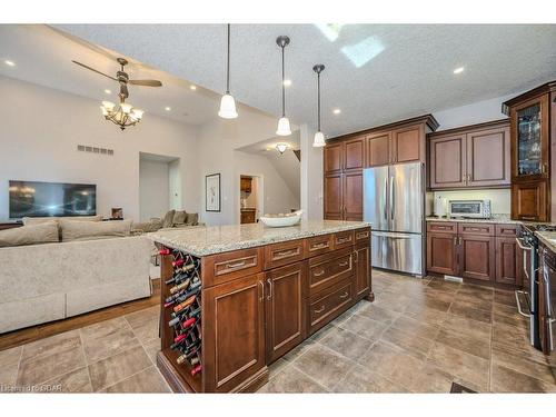 122 Kortright Road E, Guelph, ON - Indoor Photo Showing Kitchen With Upgraded Kitchen