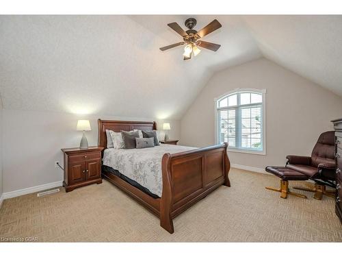 122 Kortright Road E, Guelph, ON - Indoor Photo Showing Bedroom