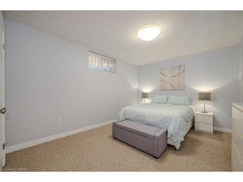 122 Kortright Road E, Guelph, ON - Indoor Photo Showing Bedroom