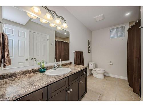 122 Kortright Road E, Guelph, ON - Indoor Photo Showing Bathroom