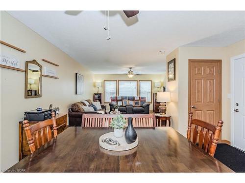 41 Cedarbush Crescent Pvt Crescent, Puslinch, ON - Indoor Photo Showing Dining Room