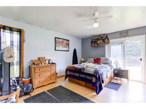 85670 Southgate 8 Road, Conn, ON - Indoor Photo Showing Bedroom