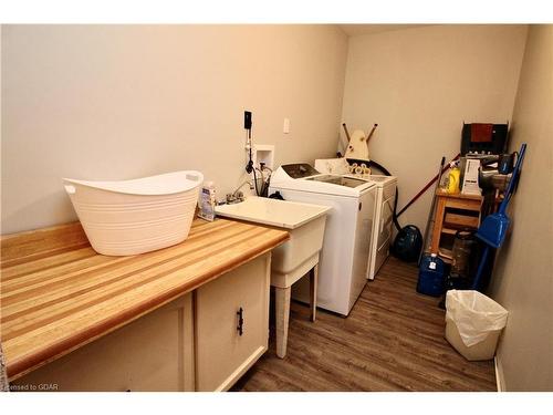 82 Mcivor Drive, Miller Lake, ON - Indoor Photo Showing Laundry Room