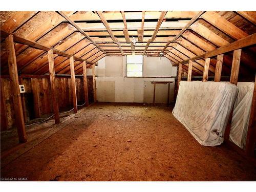 82 Mcivor Drive, Miller Lake, ON - Indoor Photo Showing Other Room