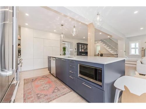 279 Geddes Street, Elora, ON - Indoor Photo Showing Kitchen With Upgraded Kitchen