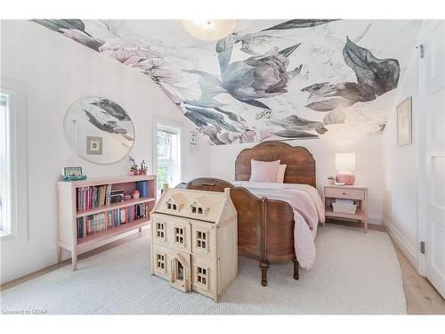 279 Geddes Street, Elora, ON - Indoor Photo Showing Bedroom